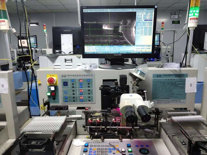 Demo Photoelectric Technology (Wuxi) Co., Ltd. ligne de production du fabricant